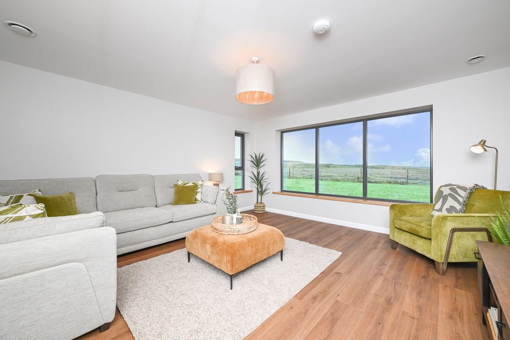 Additional image 6 of 4 bed bungalow for sale5 Air Station Road, Catfirth, Nesting ZE2