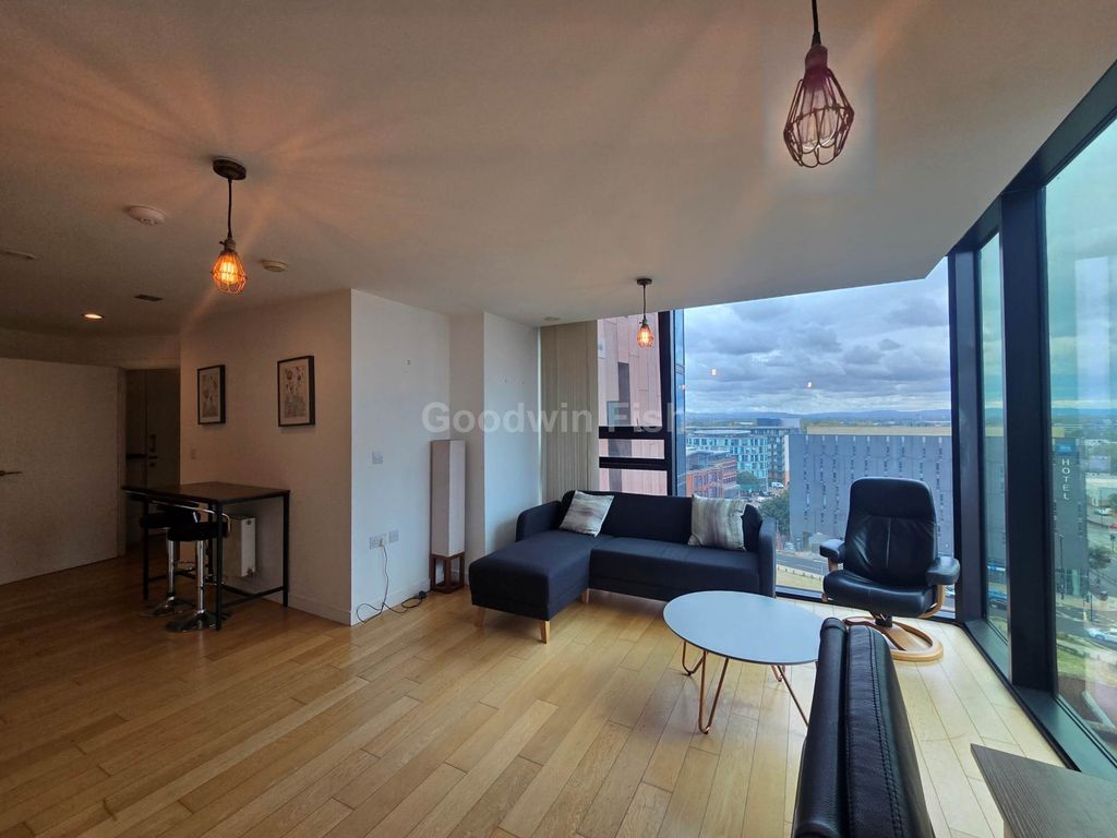 Property photo 2 of 12