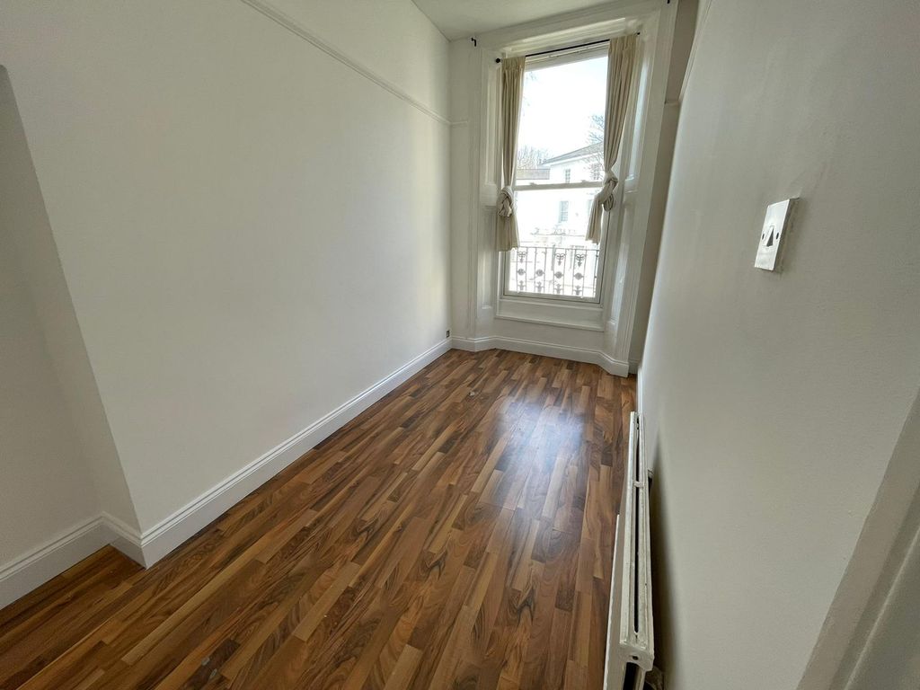 Property photo 3 of 3