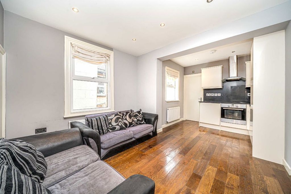 Property photo 2 of 4