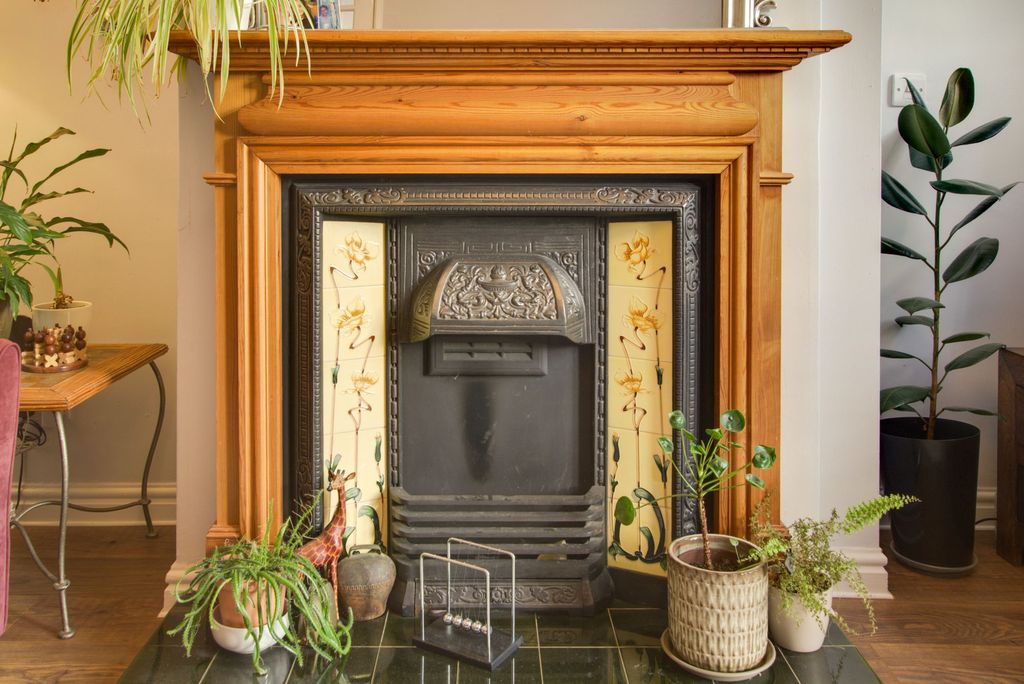 Property photo 3 of 32