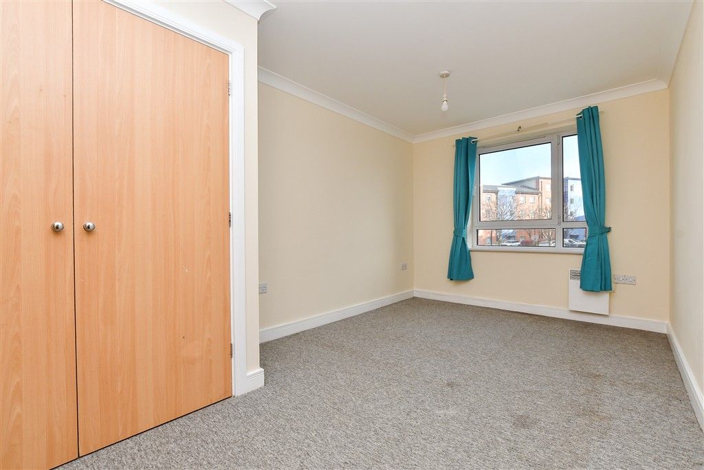 Property photo 2 of 14 Bedroom 1