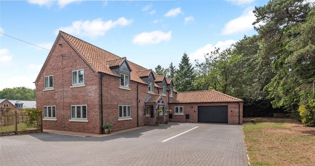 Property photo 1 of 21 Front View