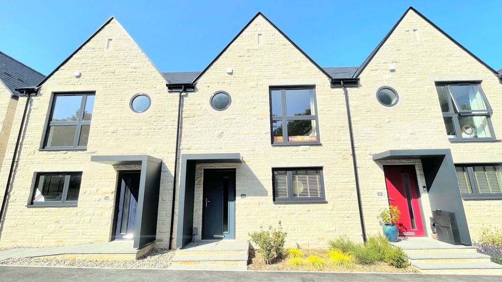 Property photo 1 of 43 Front 1