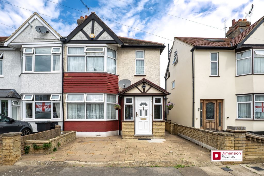 Property photo 1 of 24
