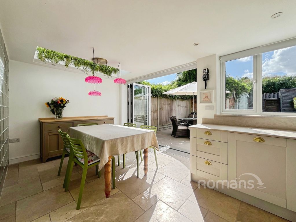 Property photo 3 of 20 Pbox-Img.Jpg