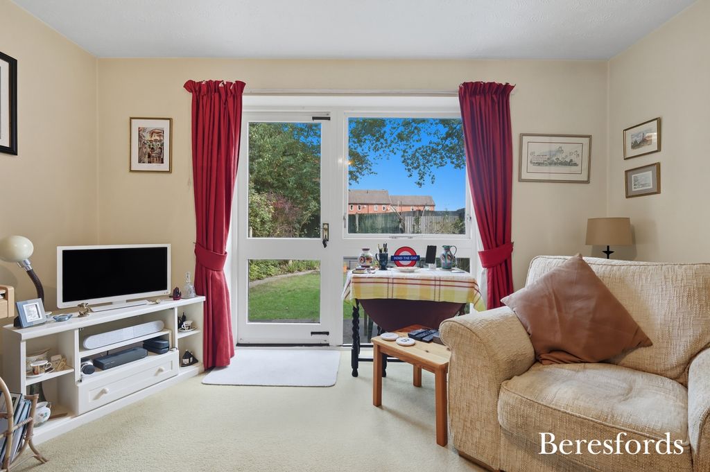 Property photo 3 of 22 Picture No. 30