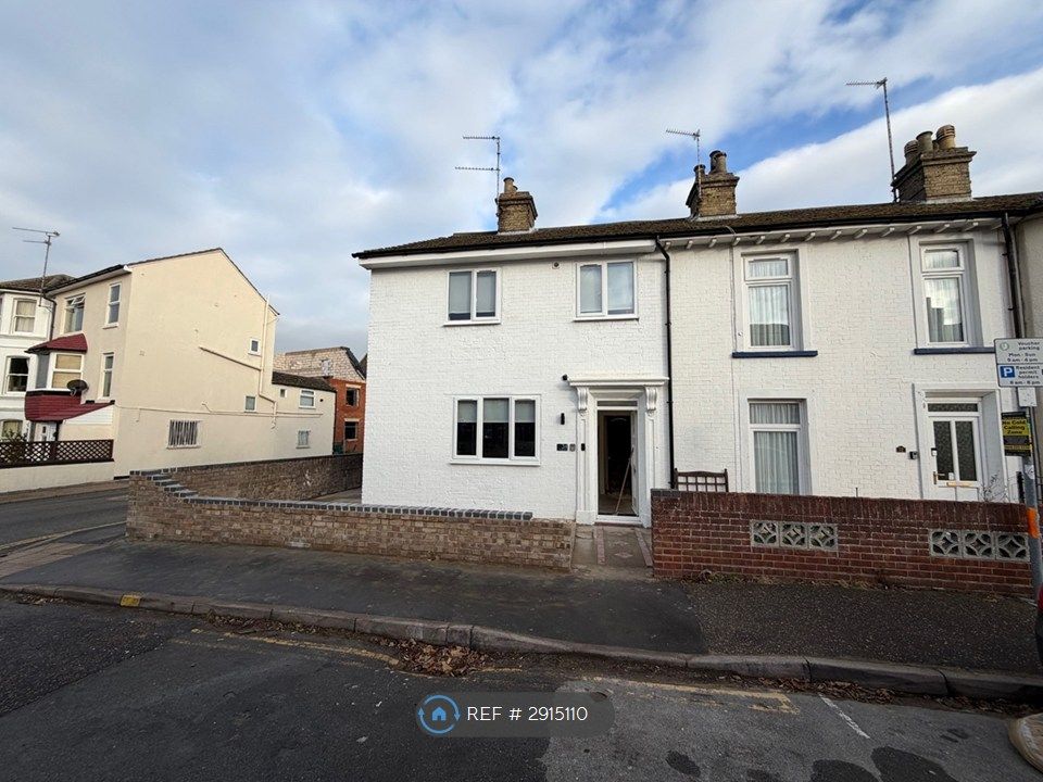 Property photo 1 of 25