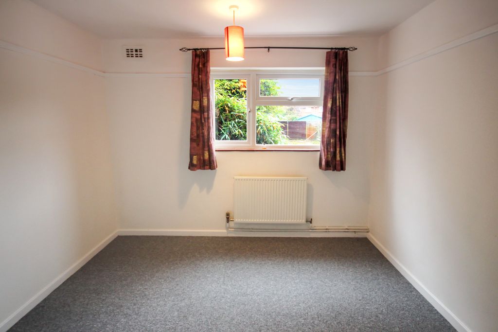 Property photo 3 of 7 Img_7198