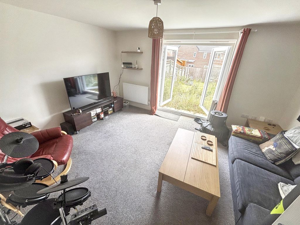Property photo 1 of 13 Img_4136