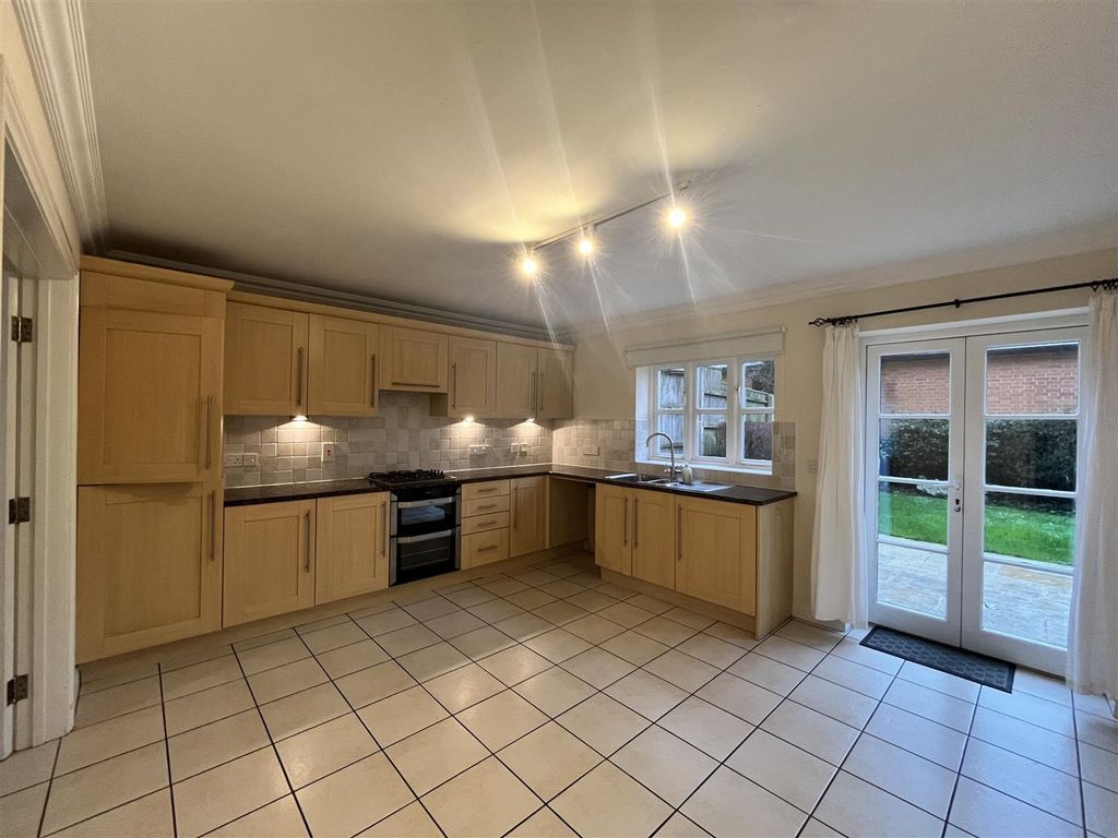 Property photo 2 of 22 Kitchen