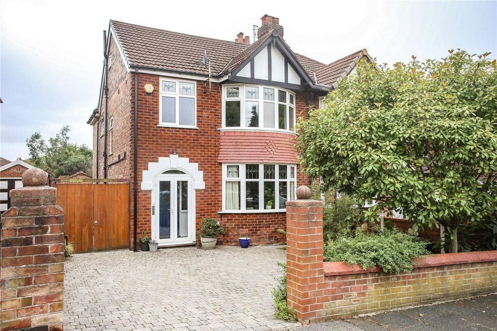 Property photo 1 of 34 Picture No. 24