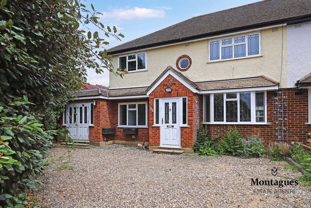 Property photo 1 of 23 Photo 25