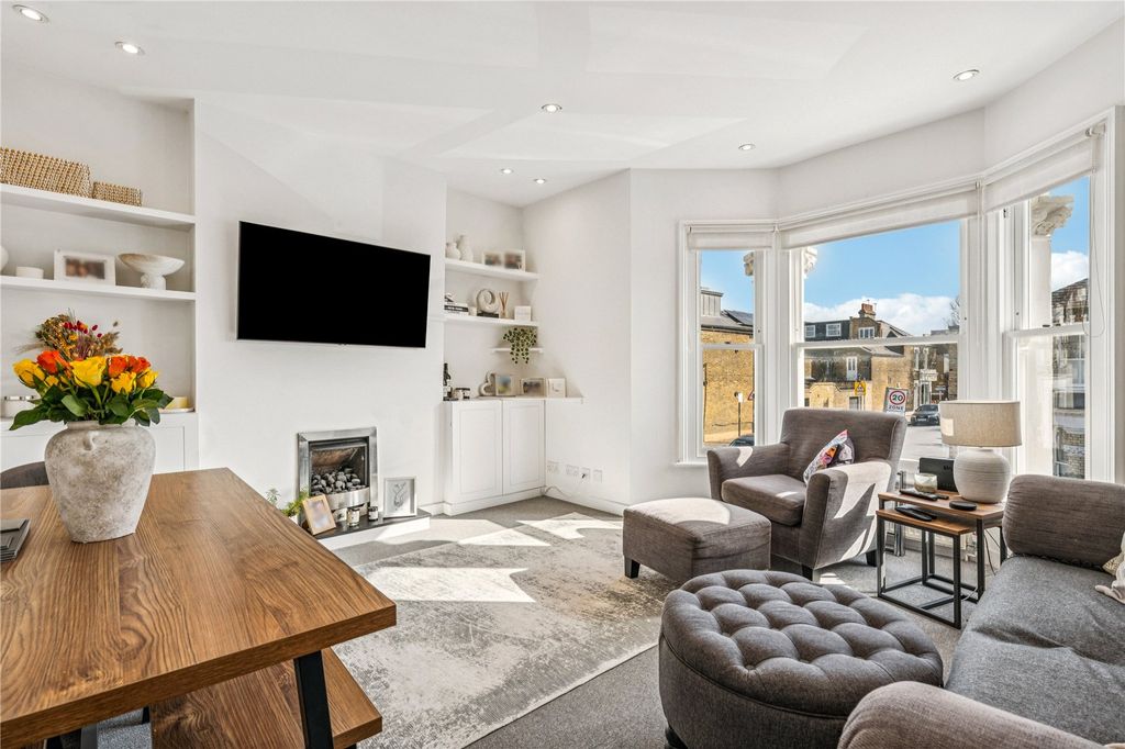 Property photo 2 of 10 Picture No. 14