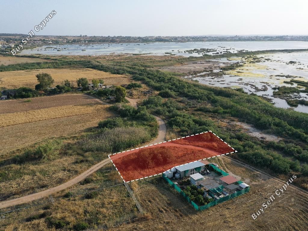 Property photo 2 of 8