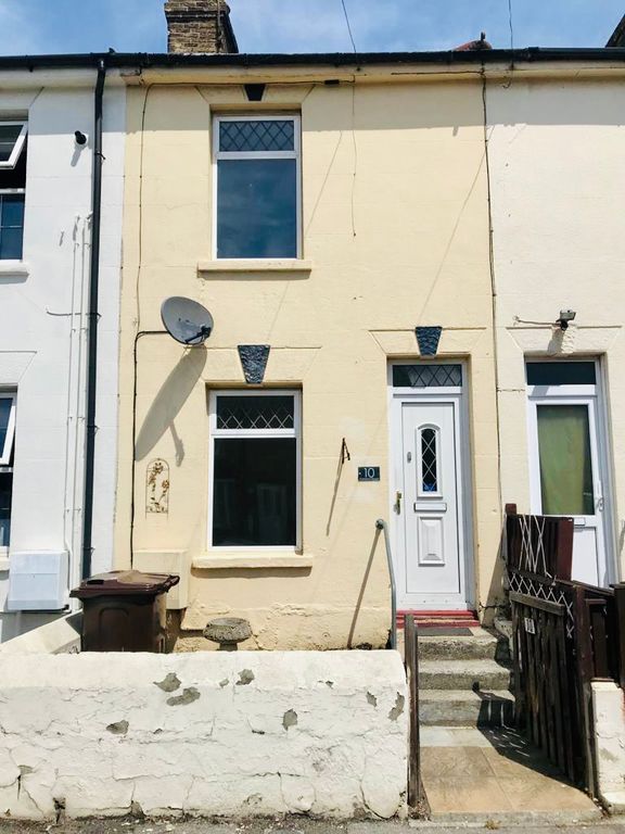 Property photo 1 of 8