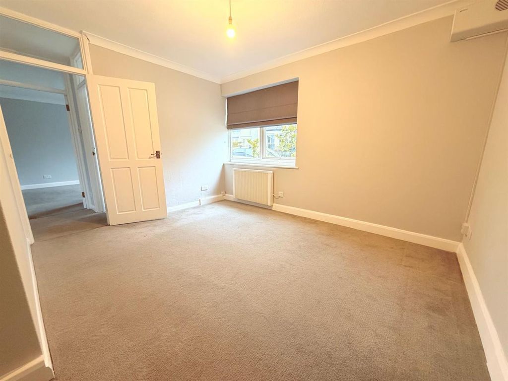 Property photo 3 of 9 1 Maranda Recep 1.Jpg