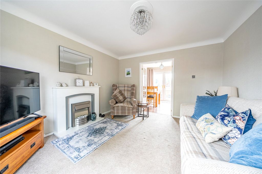 Property photo 3 of 18 Picture No. 09