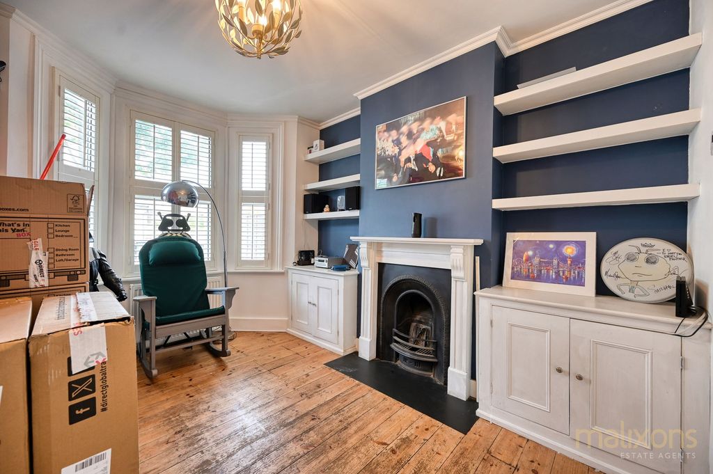 Property photo 1 of 9