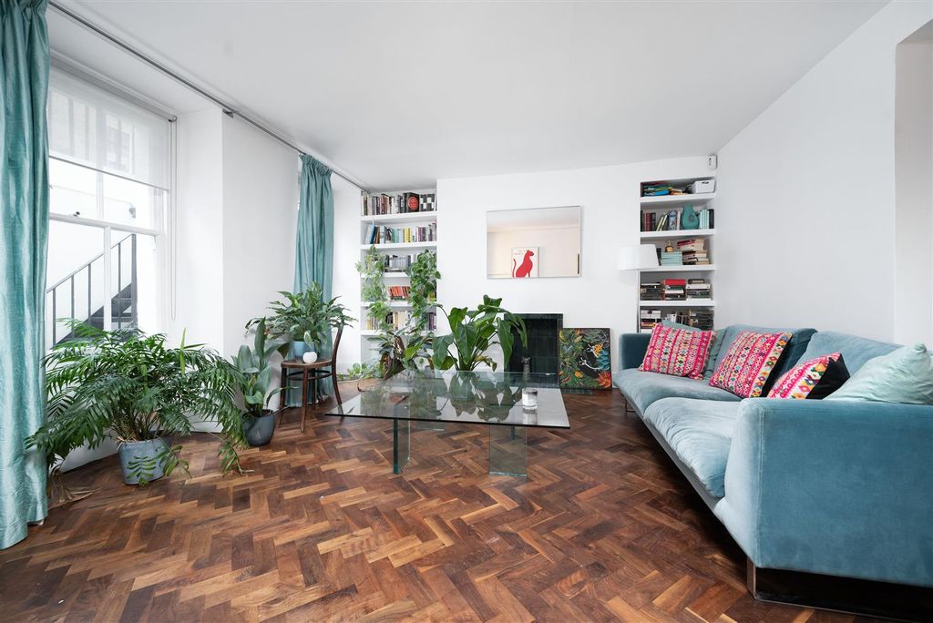 Property photo 3 of 12 P03.Jpg