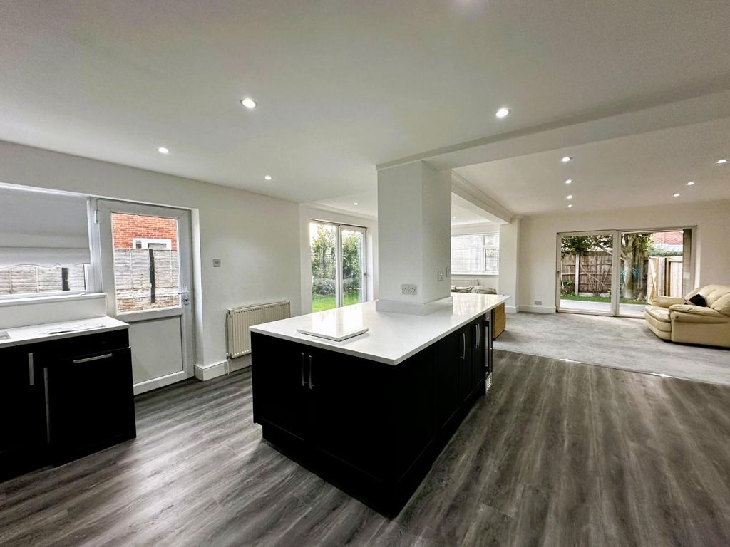 Property photo 3 of 28 Img_7032.Jpeg