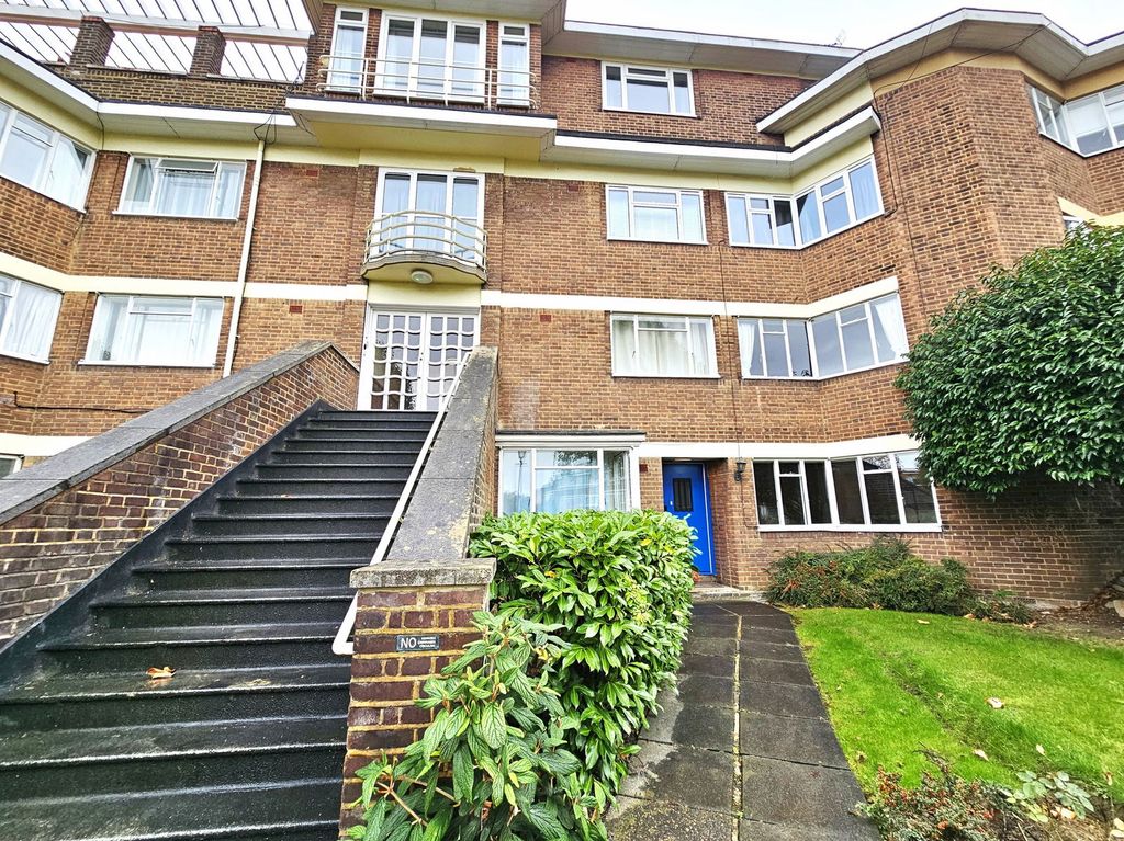 Property photo 1 of 24