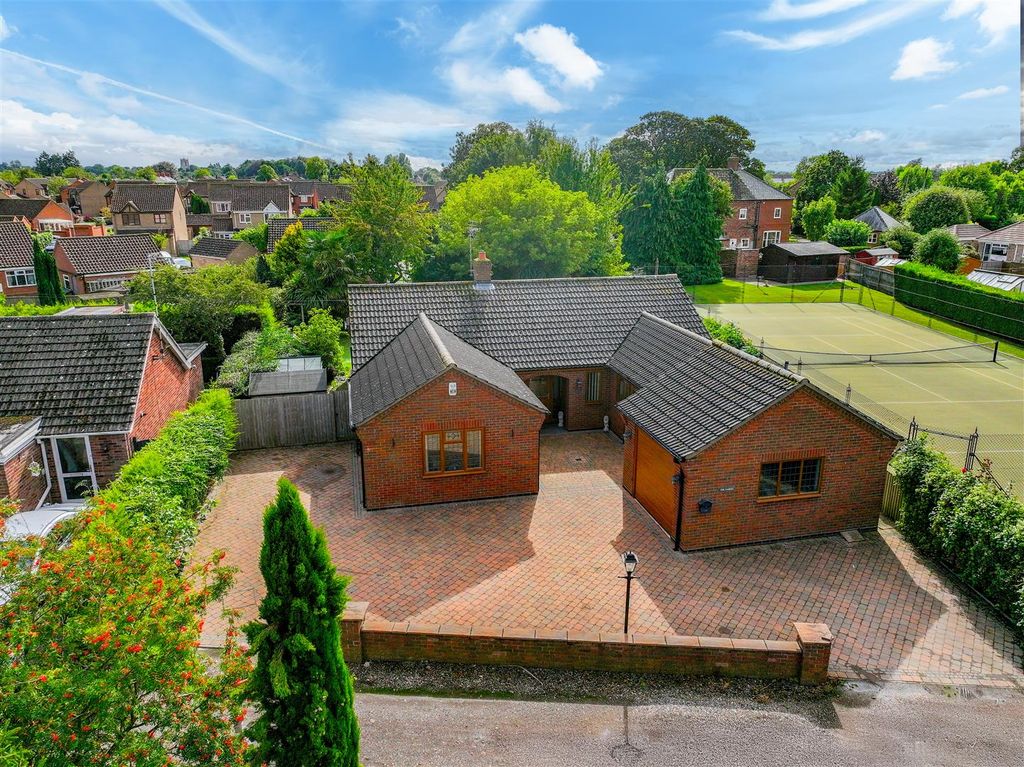 Property photo 1 of 19 Dji_20250904125804_0152_D.Jpg