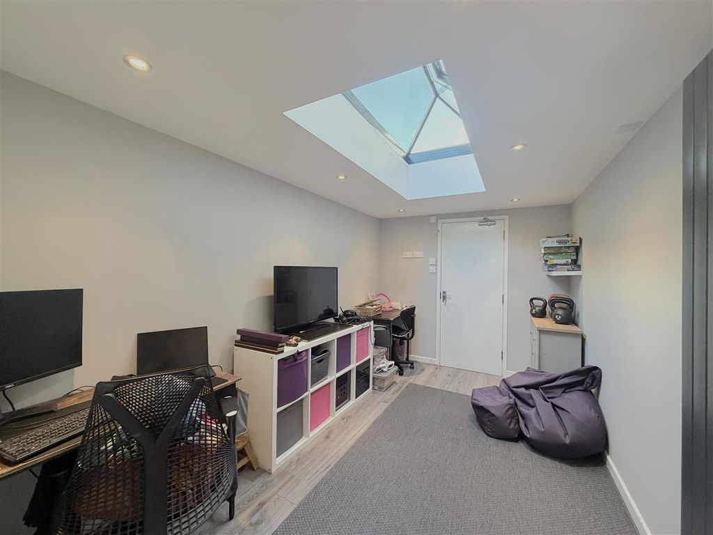 Property photo 2 of 15 Img_3426.Jpg