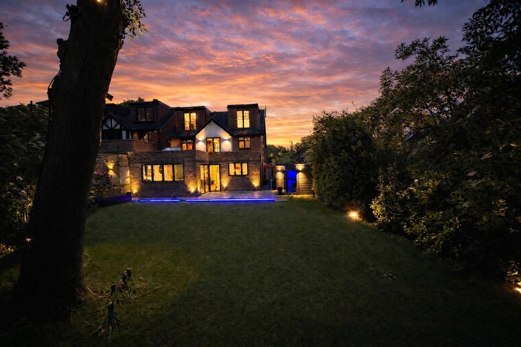 Property photo 1 of 34 Picture No. 46