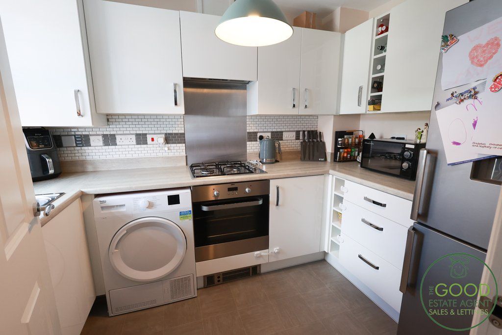 Property photo 3 of 17
