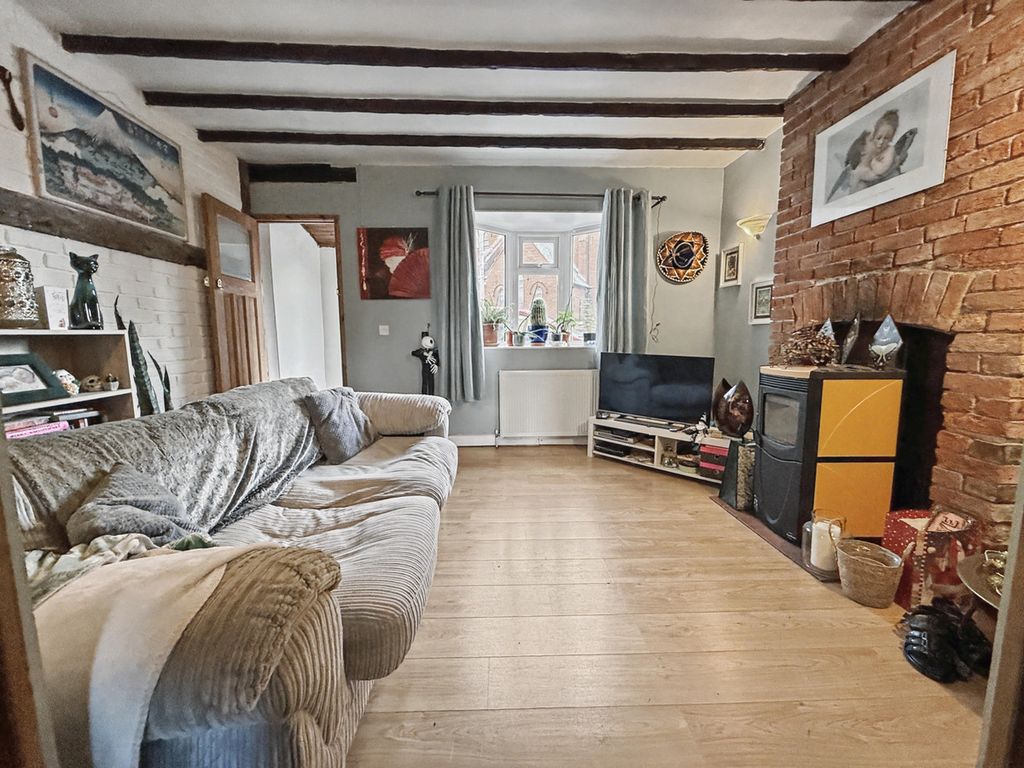 Property photo 2 of 9