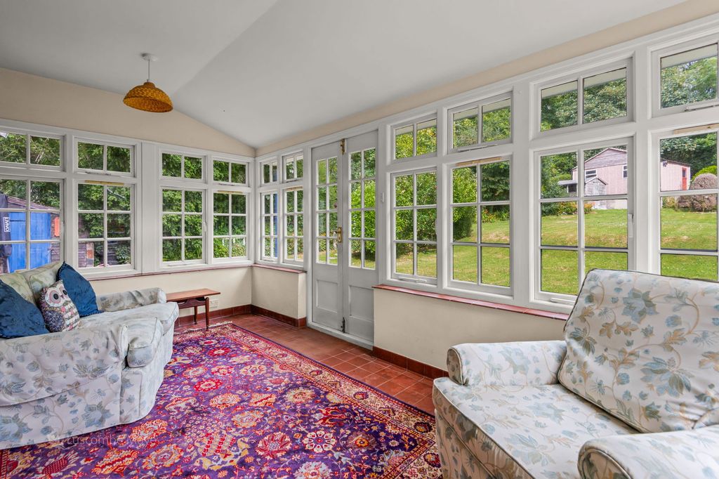 Property photo 3 of 16