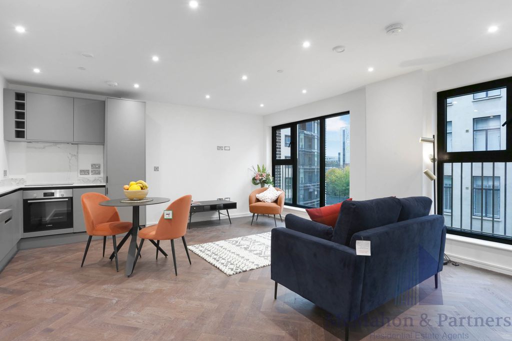 Property photo 1 of 23