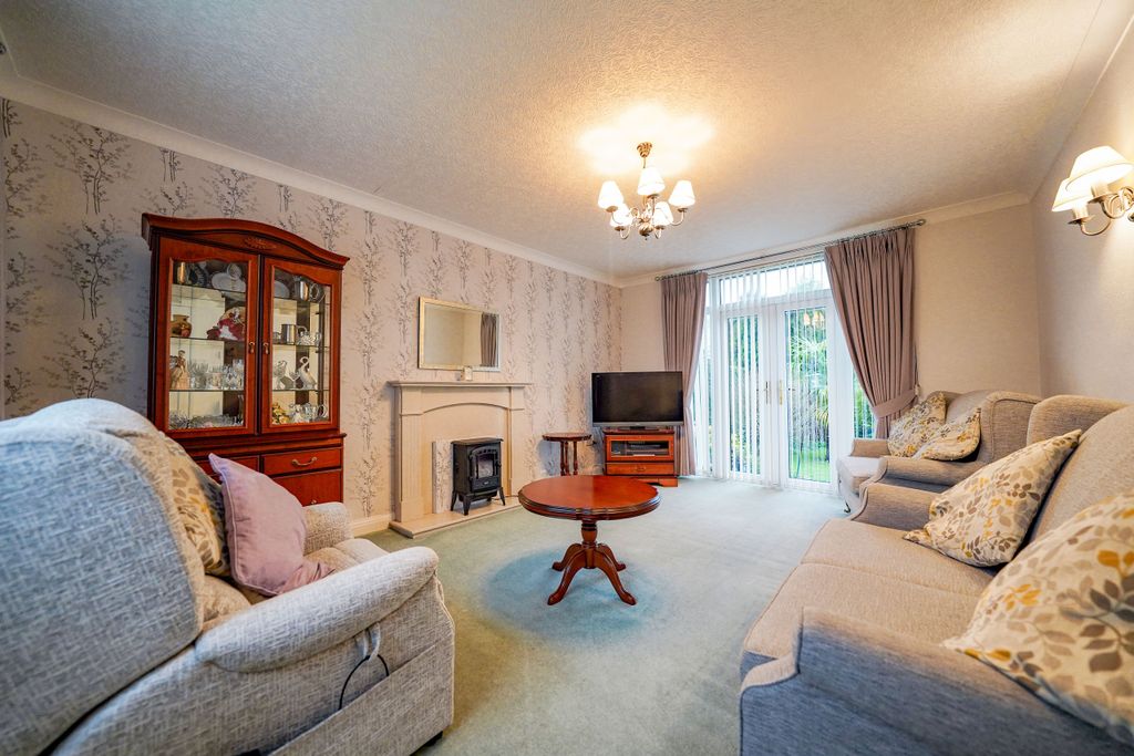 Property photo 3 of 20 Dsc02519