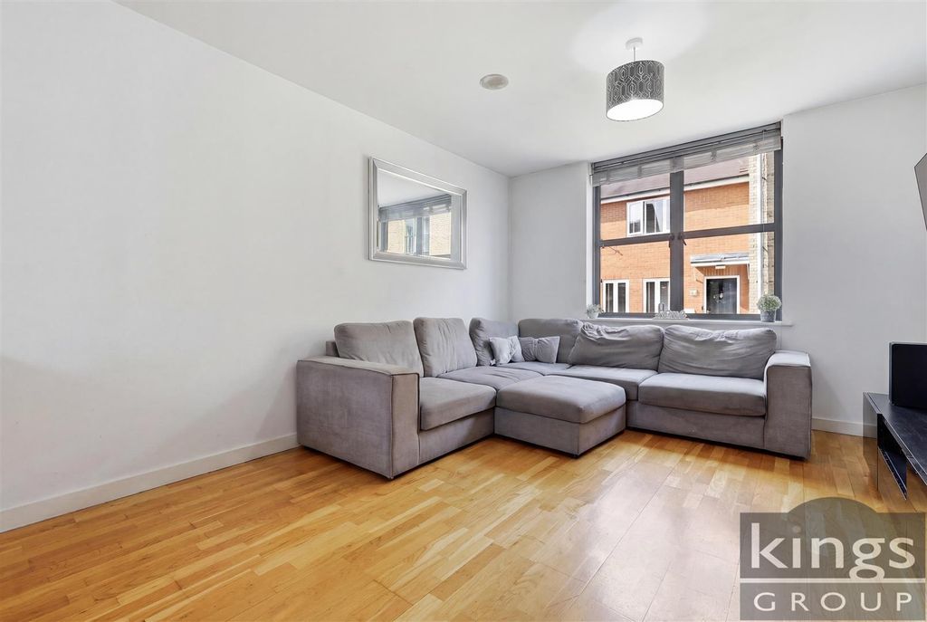 Property photo 2 of 15