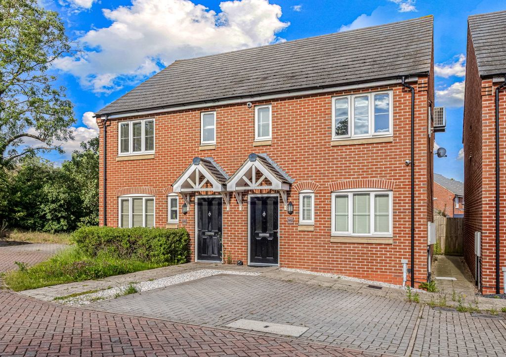 Property photo 1 of 35