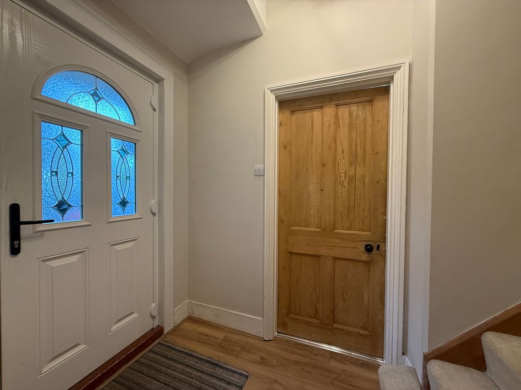 Property photo 2 of 29