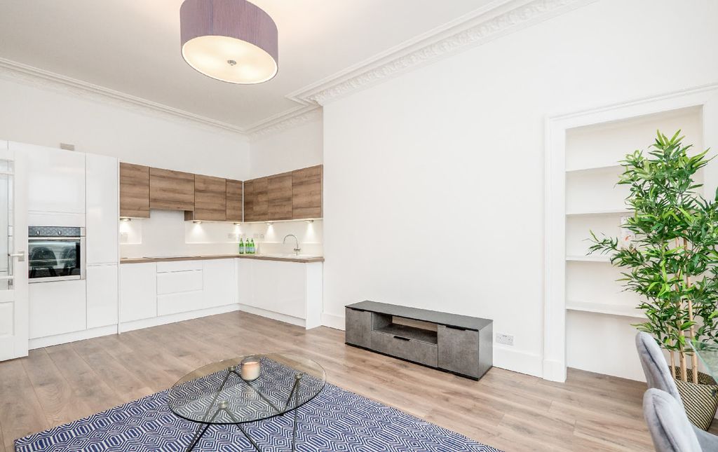 Property photo 2 of 14 Photo 2