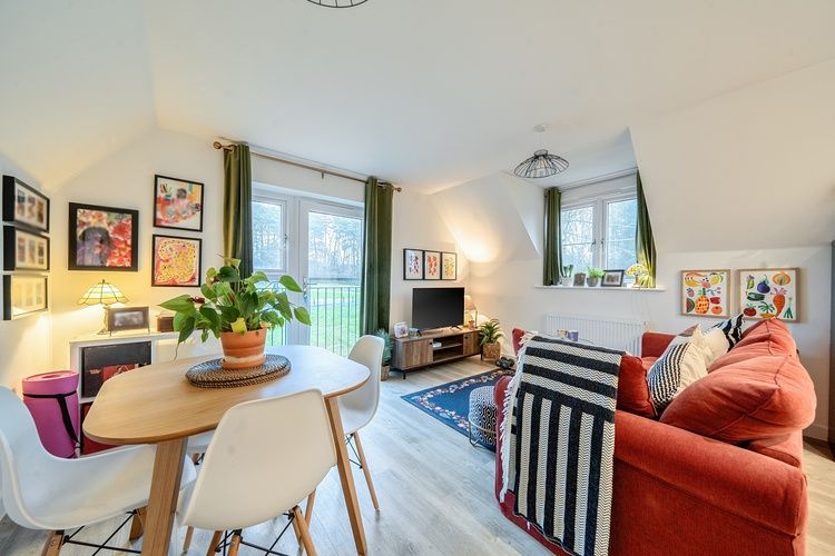 Property photo 3 of 19