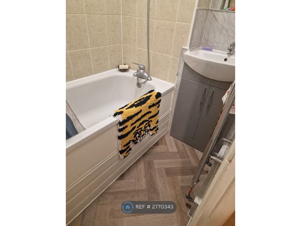 Property photo 2 of 3