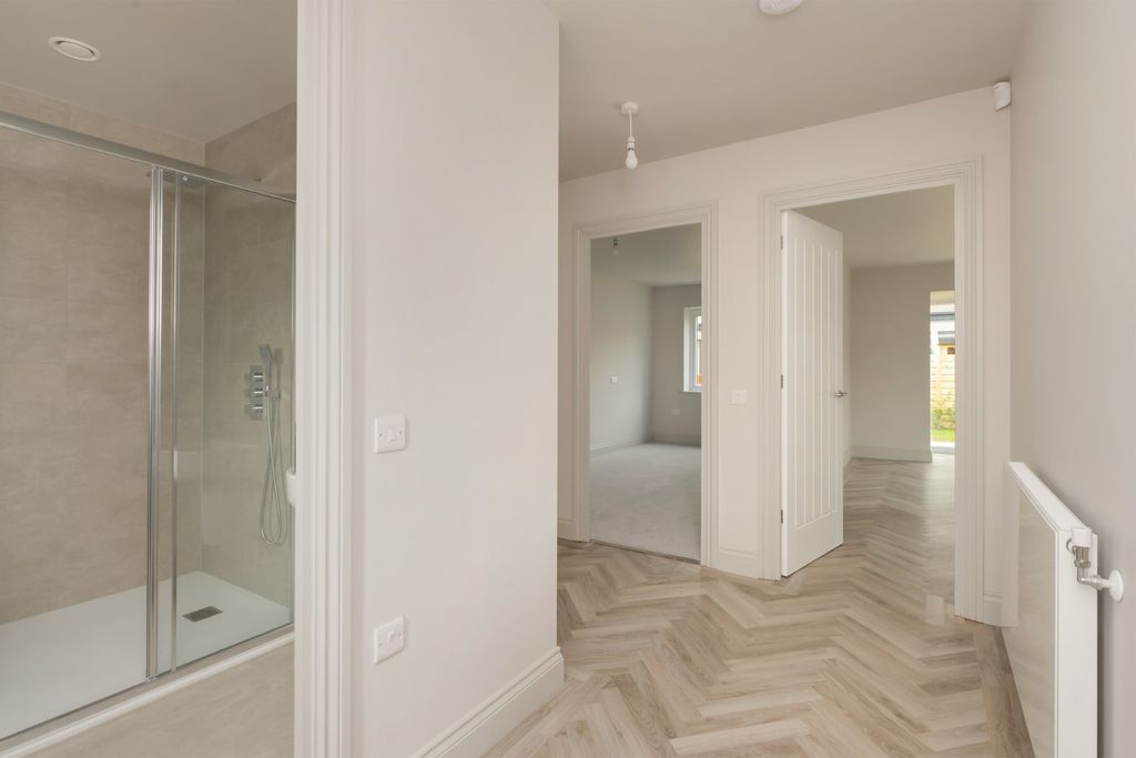 Property photo 3 of 11 Plot 1