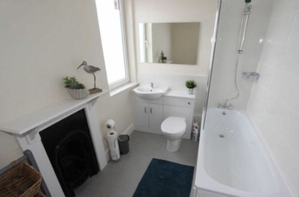 Property photo 3 of 8 Screenshot 2025-05-21 At 15.06.21