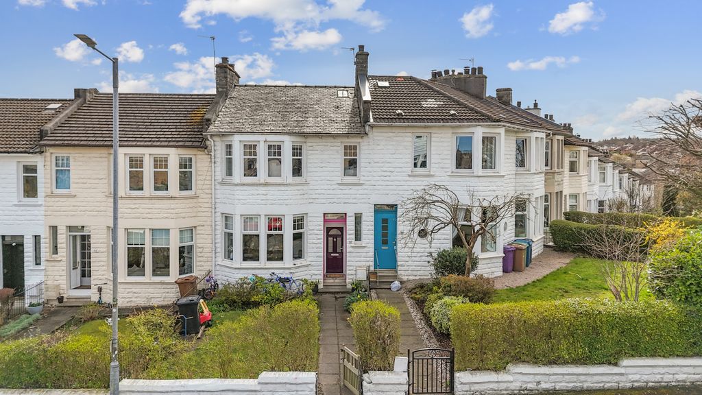 Property photo 1 of 34