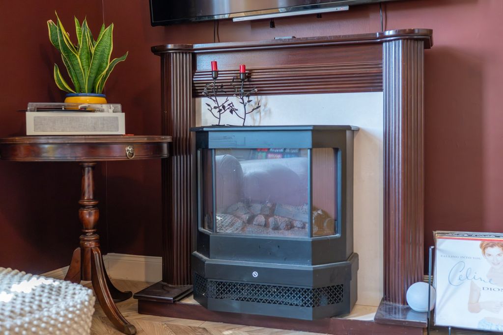 Property photo 3 of 22