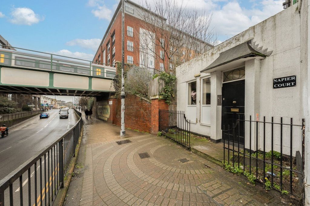 Property photo 1 of 10 Picture No. 11