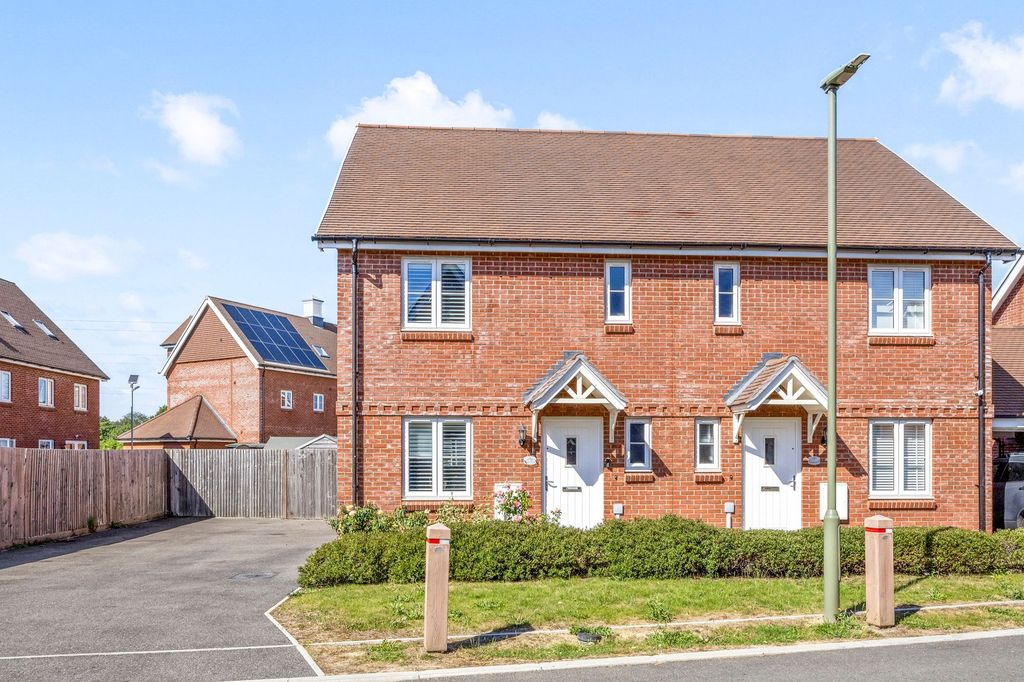 Property photo 1 of 12