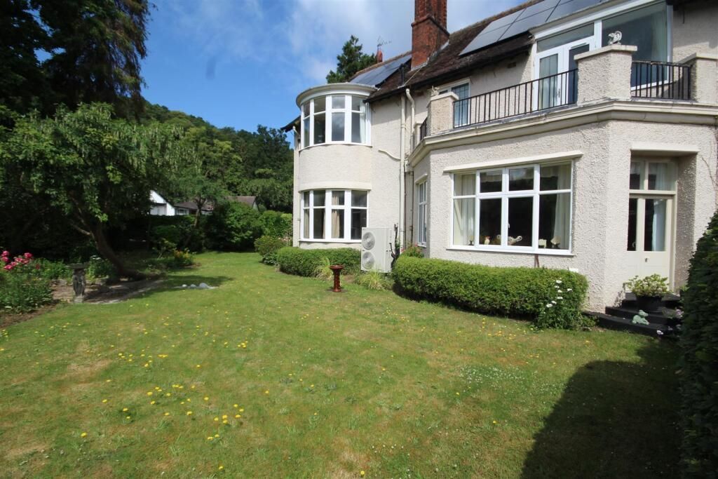 Property photo 2 of 19