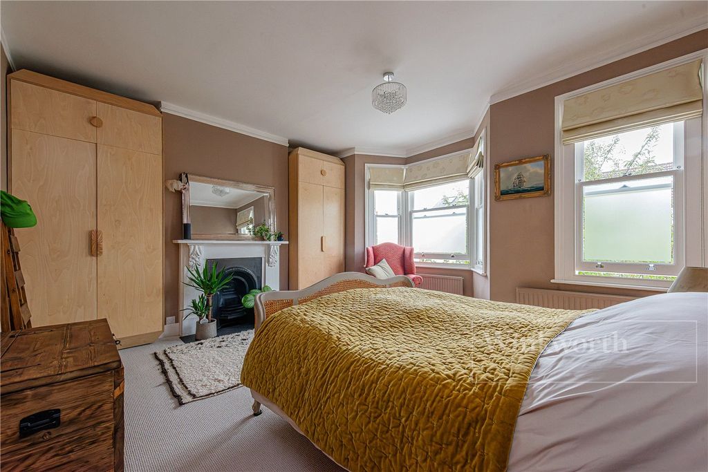 Property photo 3 of 16 Picture No. 06