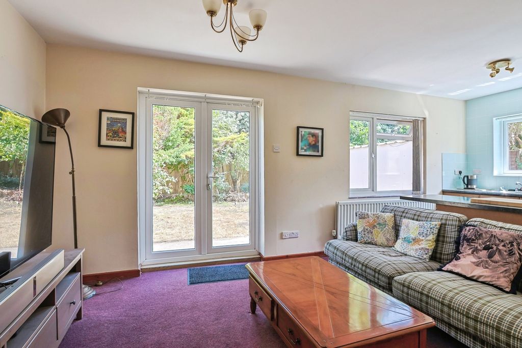Property photo 3 of 19 Pbox-Img.Jpg