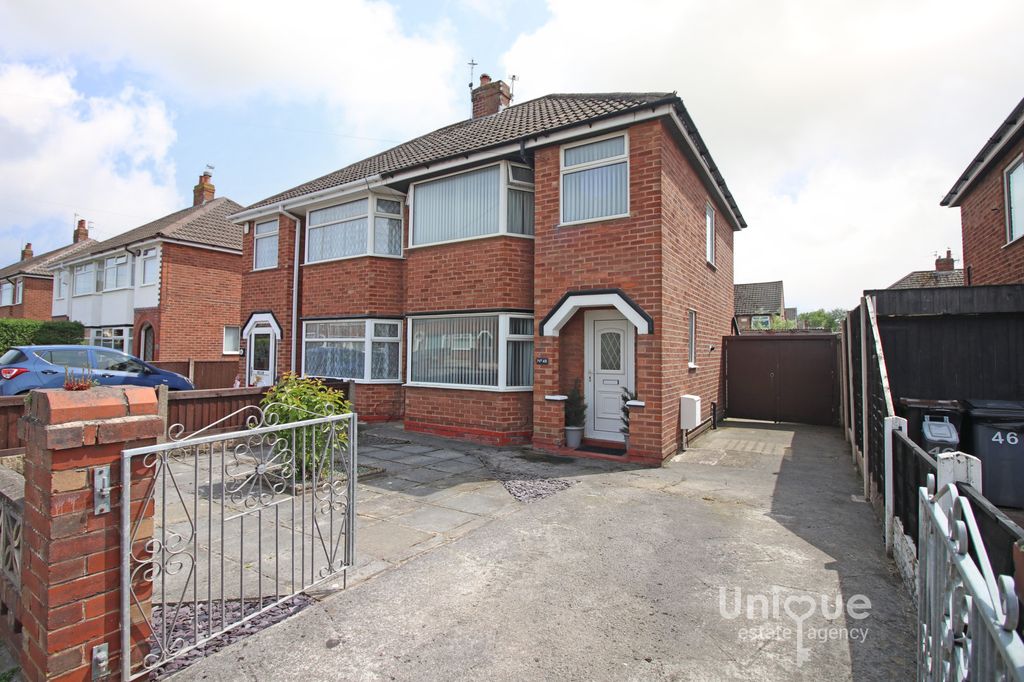 Property photo 1 of 24